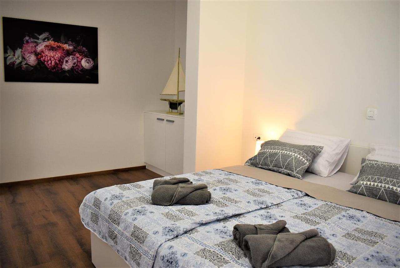 Banjol Apartment Aci Marina Rab מראה חיצוני תמונה