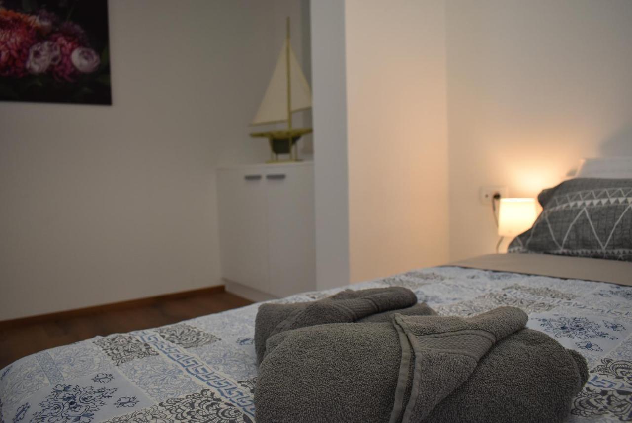 Banjol Apartment Aci Marina Rab מראה חיצוני תמונה